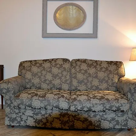Arianna Giustiniani Apartment